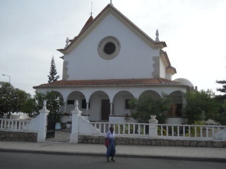 Chiesa a Lobito- Church in Lobito